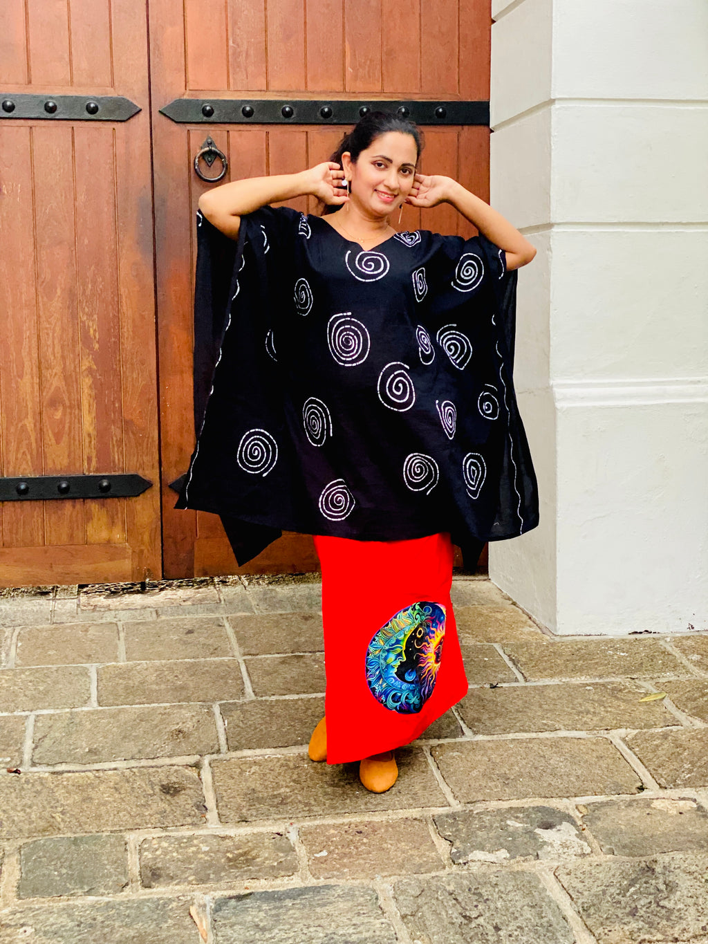 Handloomed Ceylon Black Batik Ladies Overshirt with White Spirals