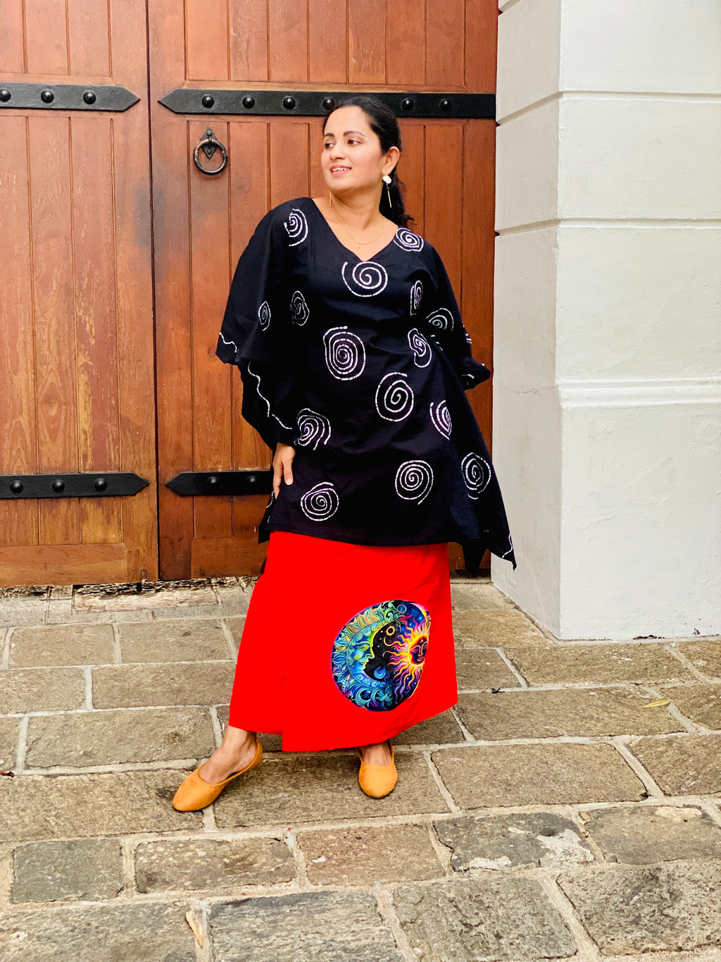 Handloomed Ceylon Black Batik Ladies Overshirt with White Spirals