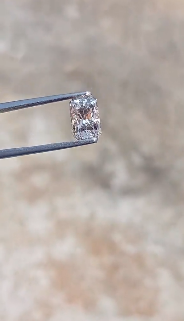 2.16 Ct Natural Ceylon Unheated Pinkish White Sapphire